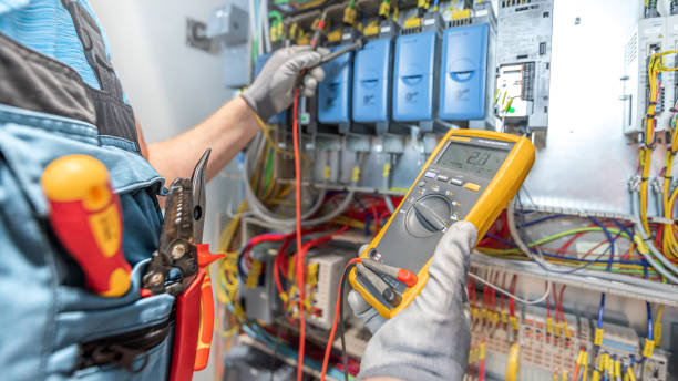 Best Circuit Breaker Repair  in Deenwood, GA